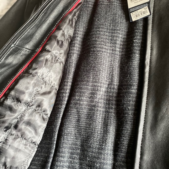 Jacket - Picture 3 of 4